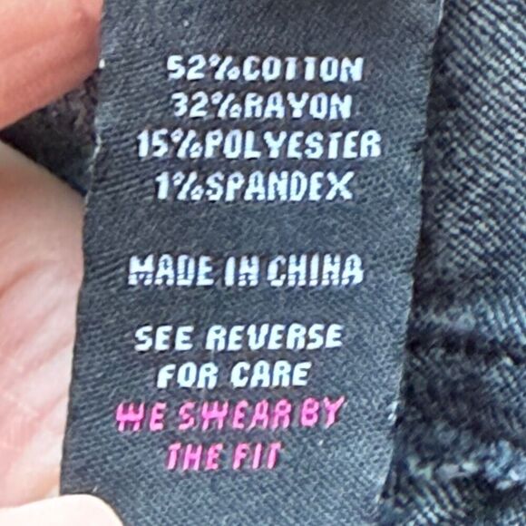 Torrid Straight Leg Skinny Jeans, Dark Wash, Size 12 - Picture 5 of 10